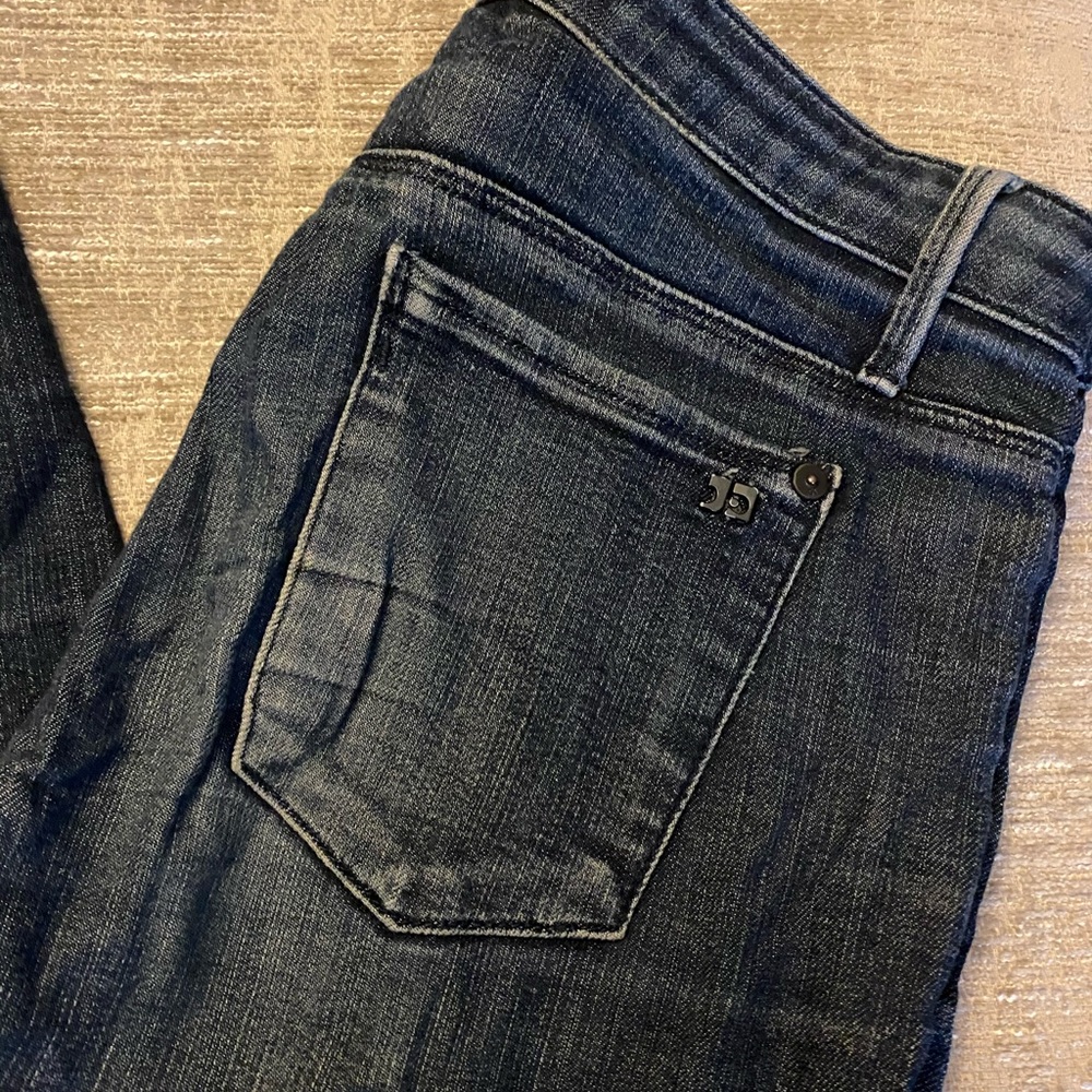 Joes Jeans Capris! Size 28